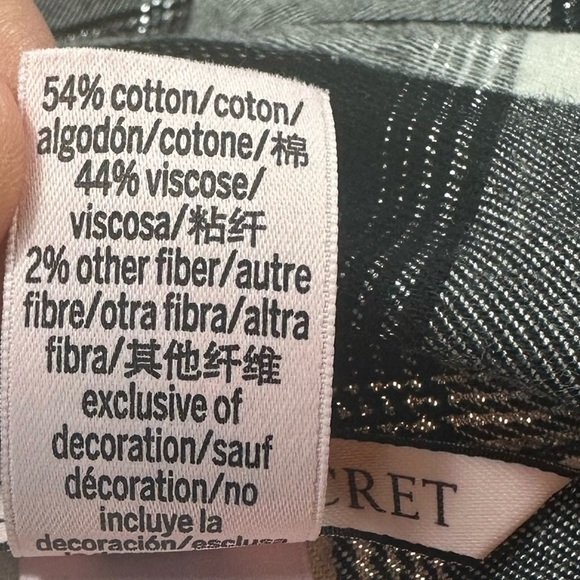 VICTORIA’S SECRET: Black & White Plaid Lounge/ Sleep Romper -Size Small - Picture 12 of 12